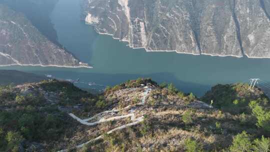 长江三峡巫峡红叶