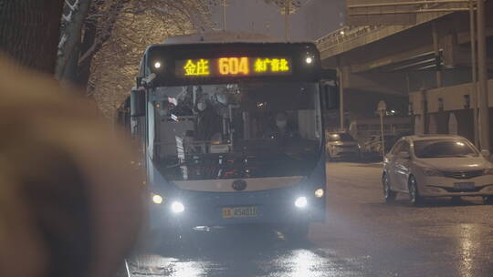 城市夜景车流