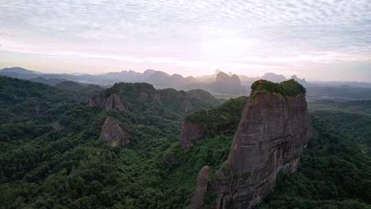 航拍韶关丹霞地貌丹霞山 阳元峰 长老峰景区