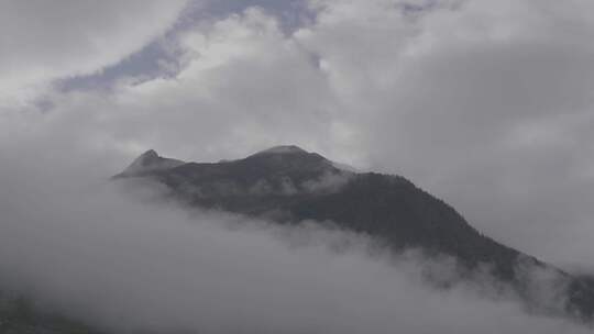 西藏雪峰云海变化延时