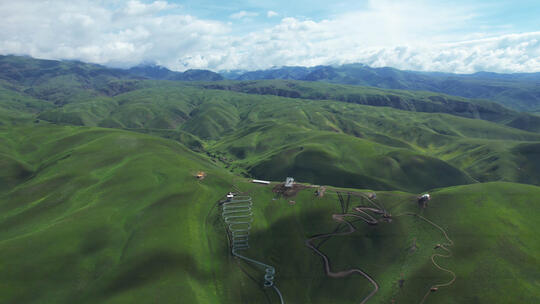 航拍新疆伊犁那拉提空中草原自然风光