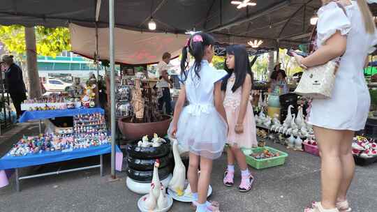 泰国色彩斑斓的鲜花市场