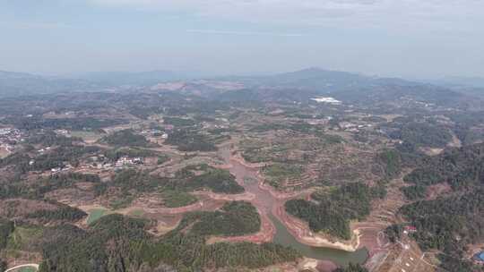 山村丘陵地区的自然风光鸟瞰全景