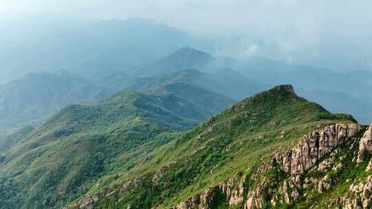 云雾山峰航拍山脉自然大山风景