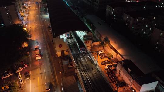 宜山路地铁站夜景