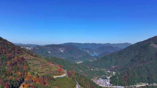 四明山 盘山公路 秋色 秋天 余姚