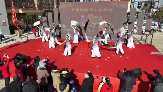 舞蹈 唱歌 歌手 表演 节目 舞台 开业 庆典