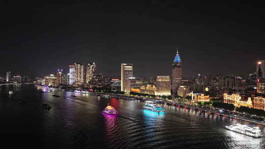 上海外滩黄浦江上游轮夜景航拍