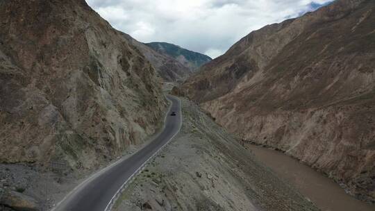 西藏G318川藏公路怒江大峡谷风光