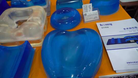 医疗产品展会展示场景