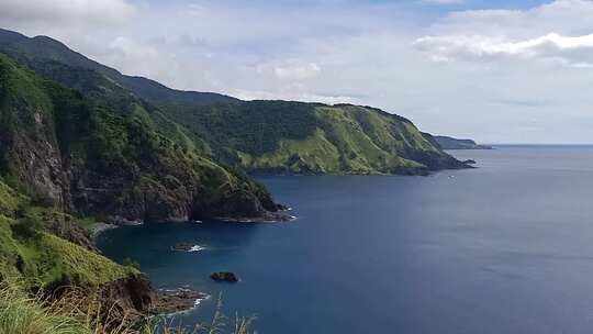 海边的青山崖