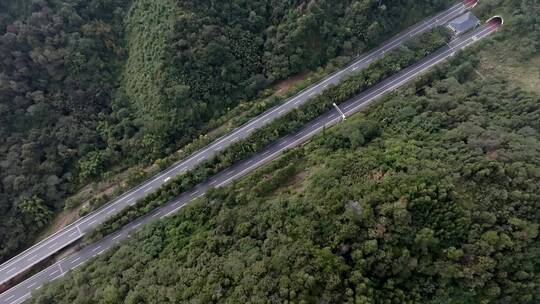 高清航拍隧道高速公路