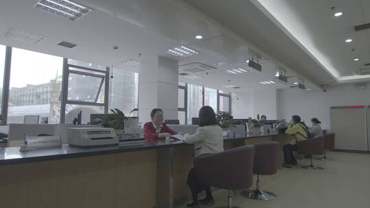 华夏银行办客户理业务办公工作