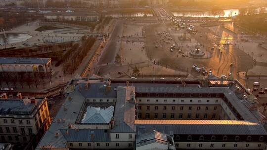 城市航拍巴黎协和广场日出阳光照射巴黎城市