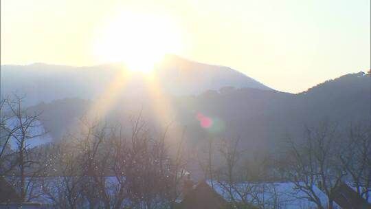 冬季雪后日出日落