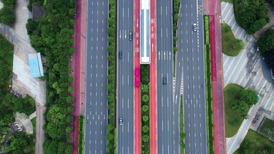 航拍广西南宁玉洞大道宽敞的公路视频素材模板下载