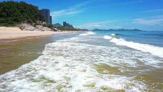 海浪沙滩海浪拍打沙滩航拍旅游素材