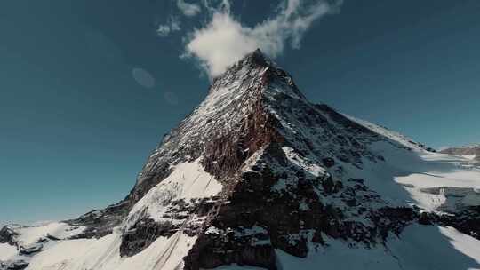 航拍蓝天雪山山峰山脊自然风景登山励志