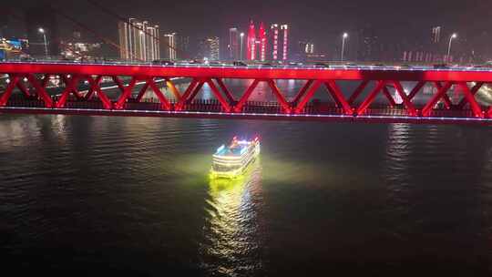 重庆龙门浩老街，东水门大桥