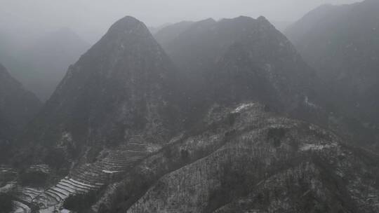 秦岭山川雪景大雪风光航拍2