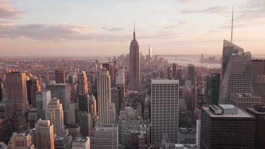 曼哈顿天际线的4K空中日落时间带-纽约-美国