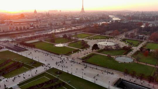 城市航拍巴黎埃菲尔铁塔巴黎摩天轮著名建筑