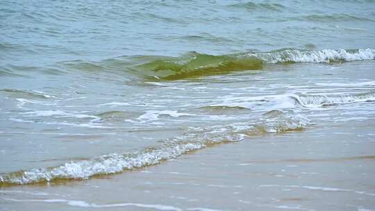 海边沙滩海浪