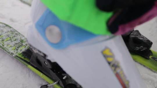 东北黑龙江亚布力滑雪场初学者滑雪欢乐天地