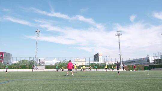 巴塞罗那青年队训练 晴朗 全景视频素材模板下载