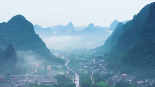 广西黄姚古镇云雾梦幻意境风光航拍