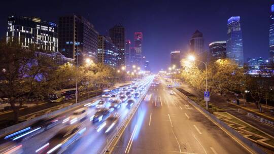 北京国贸商业中心道路夜景