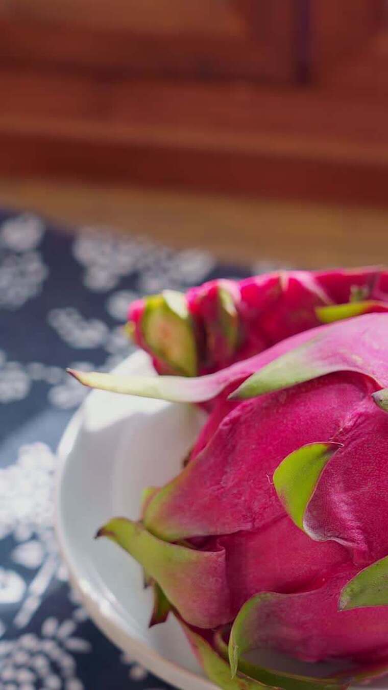 厨房餐饮新鲜家常水果之火龙果竖屏