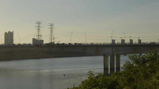 6K城市清晨河流桥梁车流