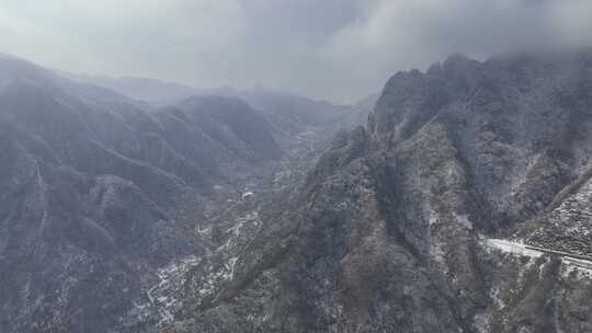 下雪 ￼ 云海 ￼户外 山峰 秦岭