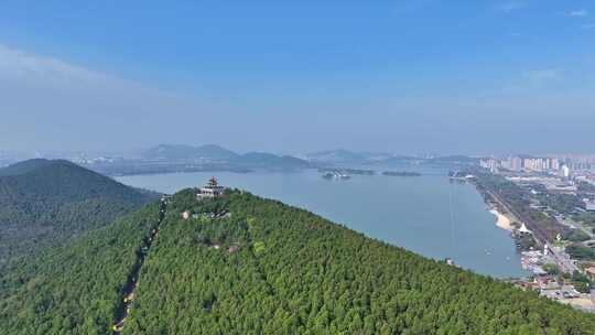 航拍徐州市云龙湖风景区云龙山观景台