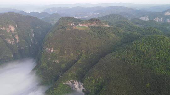 航拍大山峡谷清晨云海