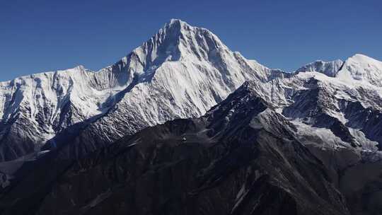 川西 四川 西藏 航拍 世界级美景 雪山