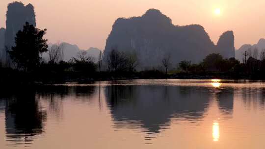 桂林漓江早上日出美景视频素材模板下载