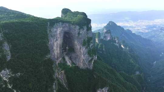 湖南张家界天门山航拍延时