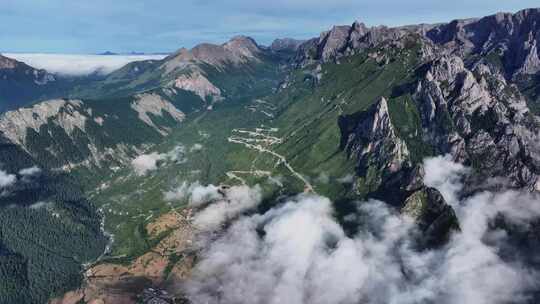 扎尕那高山云海自然风景航拍