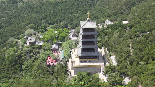 航拍夏天的山西太山