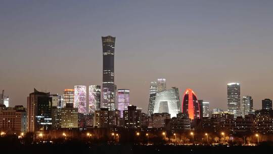 北京国贸中国尊夜景延时日转夜