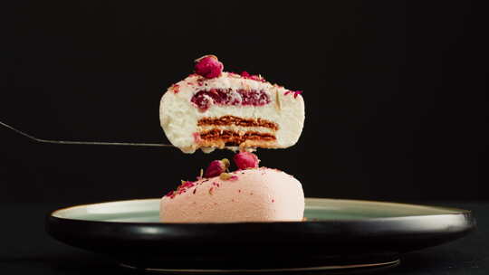 慕斯粉红蛋糕奶油甜点特写