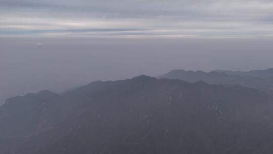 航拍秦岭山脉秋季风景云海