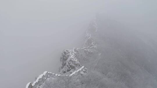 冬季长城雪景云海云海缭绕