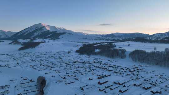 新疆冬季旅游 禾木冬天 村庄 禾木雪景