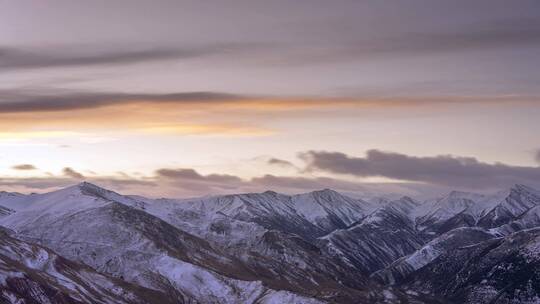 孜珠寺雪山