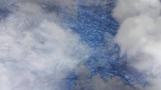 哈密-云雾俯冲勾勒轮廓