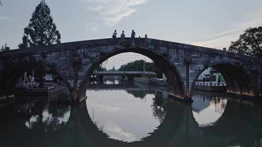 航拍上海松江仓桥古镇旅游景点视频素材模板下载