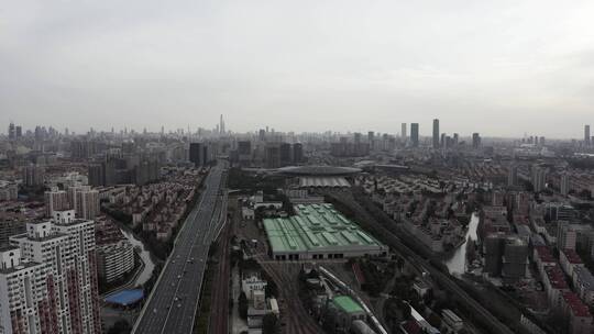 上海南站火车站钢框架结构屋面